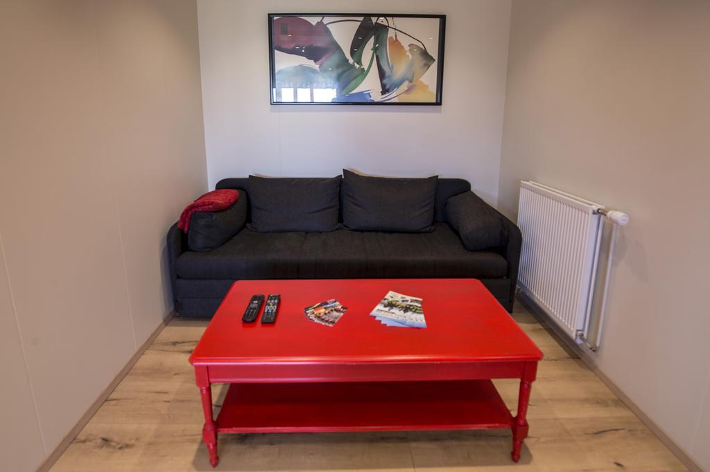 Hestasport Apartment Varmahlid  Buitenkant foto